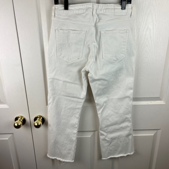 AMO Kick Crop Distressed Raw Hem Jeans White Size 30 - Picture 3 of 4